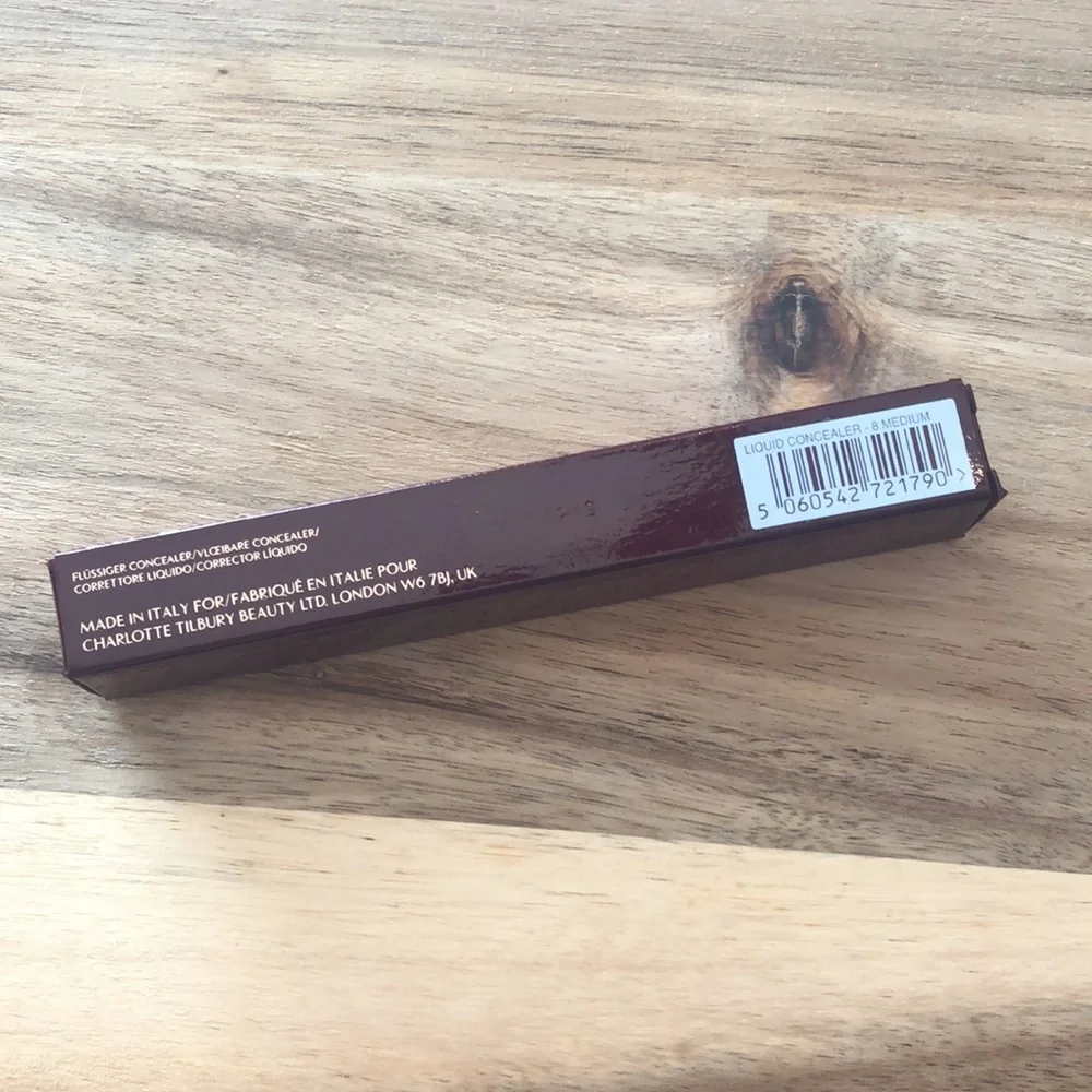 Charlotte Tilbury Magic Away Liquid Concealer 8 Medium